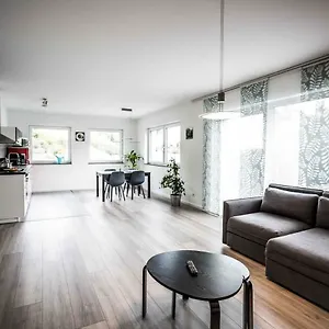 https://fewo-zirndorf-bronnamberg.com-bavaria.com
