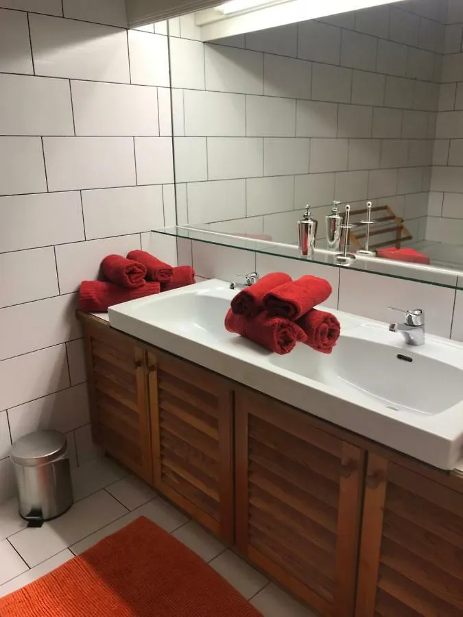 Apartment The Barts City Center - Self Check-In Vienna Austria