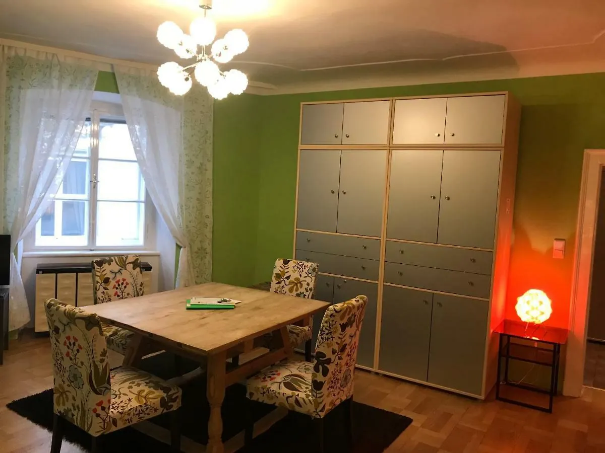The Barts City Center - Self Check-In Vienna Apartment